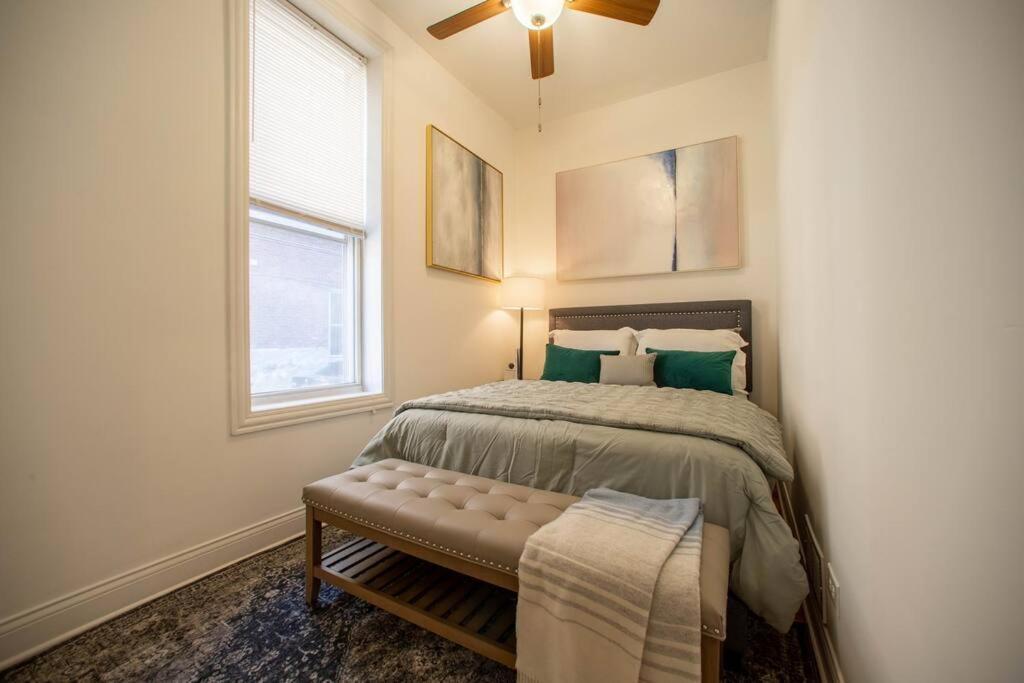 Ferienwohnung Getaway In The Heart Of Pilsen Chicago Exterior foto