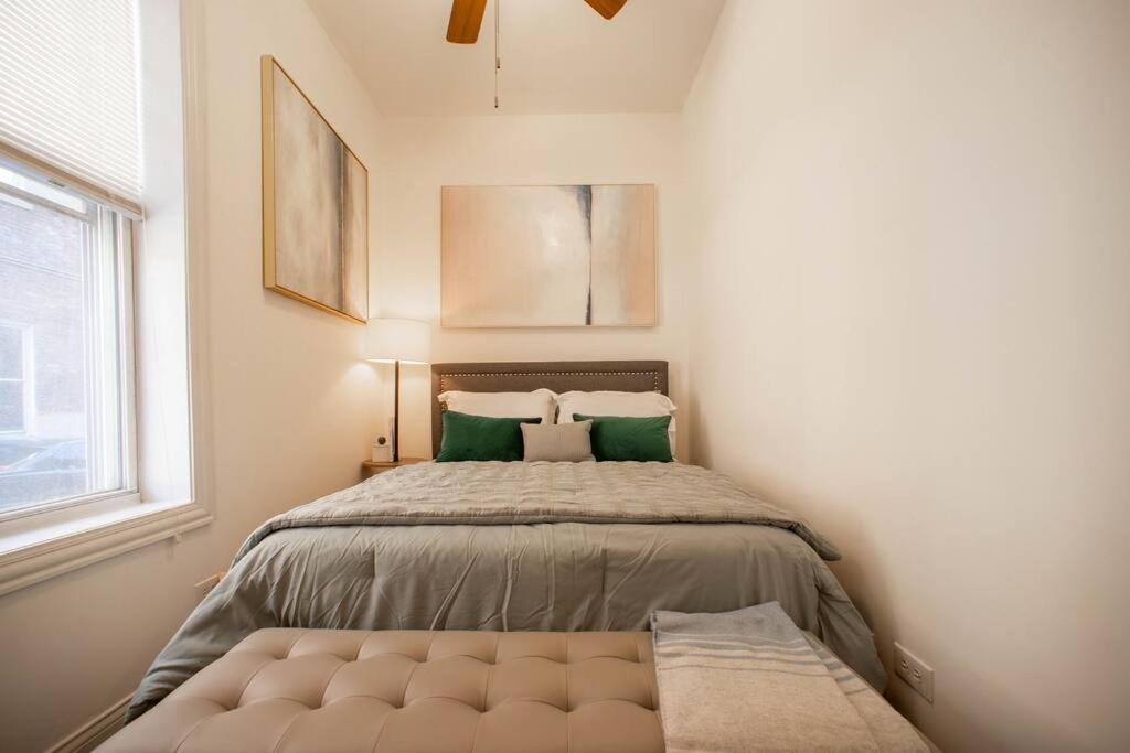 Ferienwohnung Getaway In The Heart Of Pilsen Chicago Exterior foto